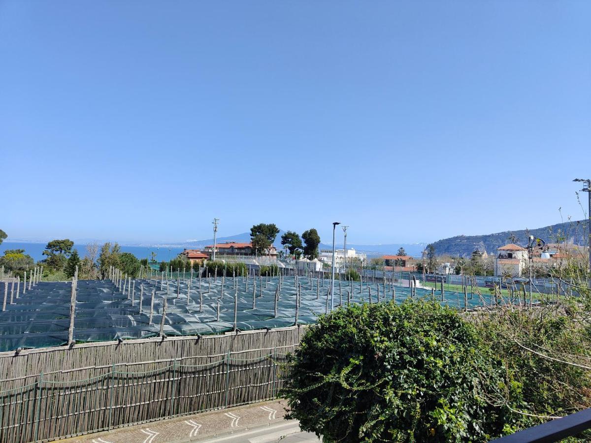 Rota Suites Sorrento Luaran gambar