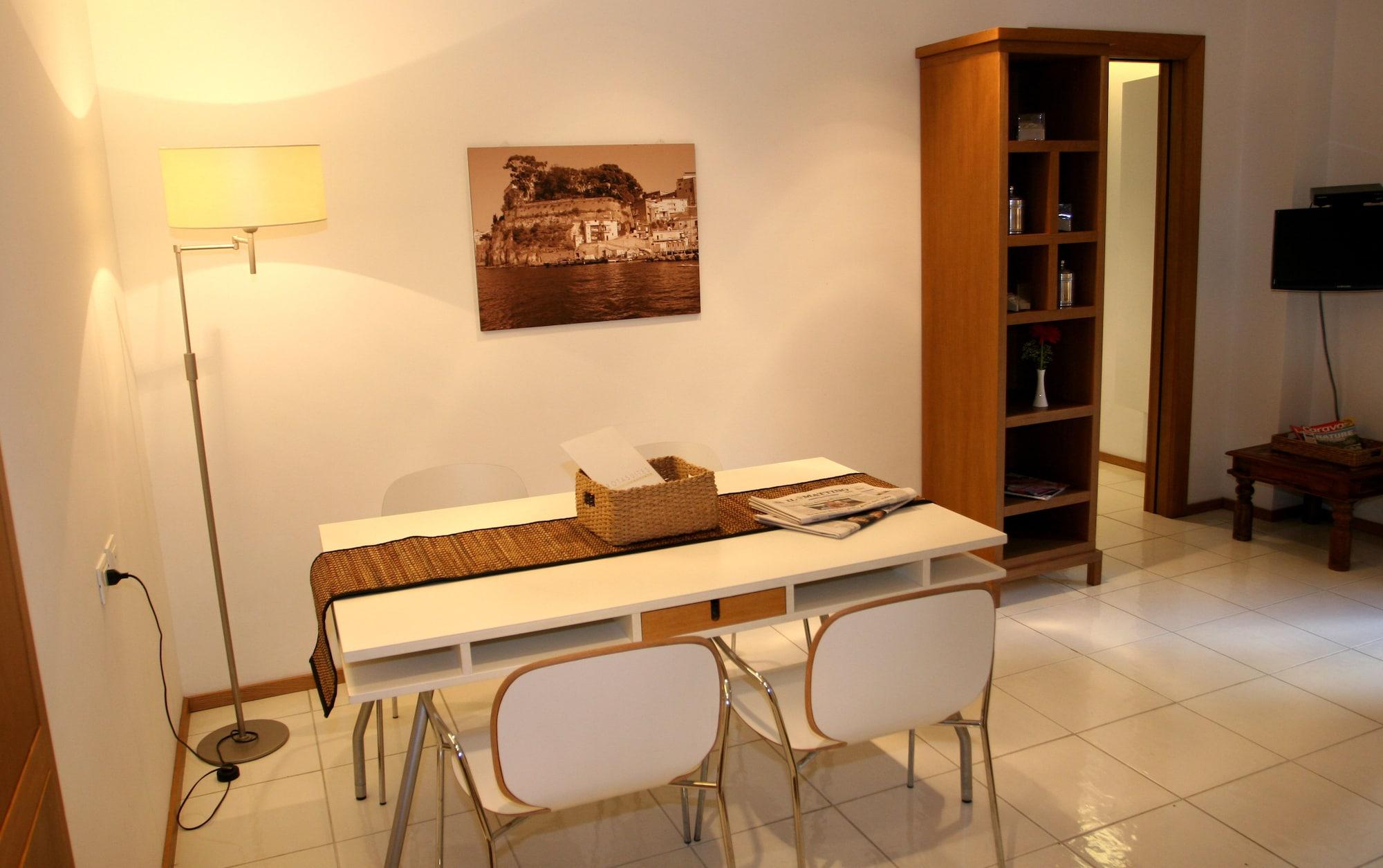 Rota Suites Sorrento Luaran gambar