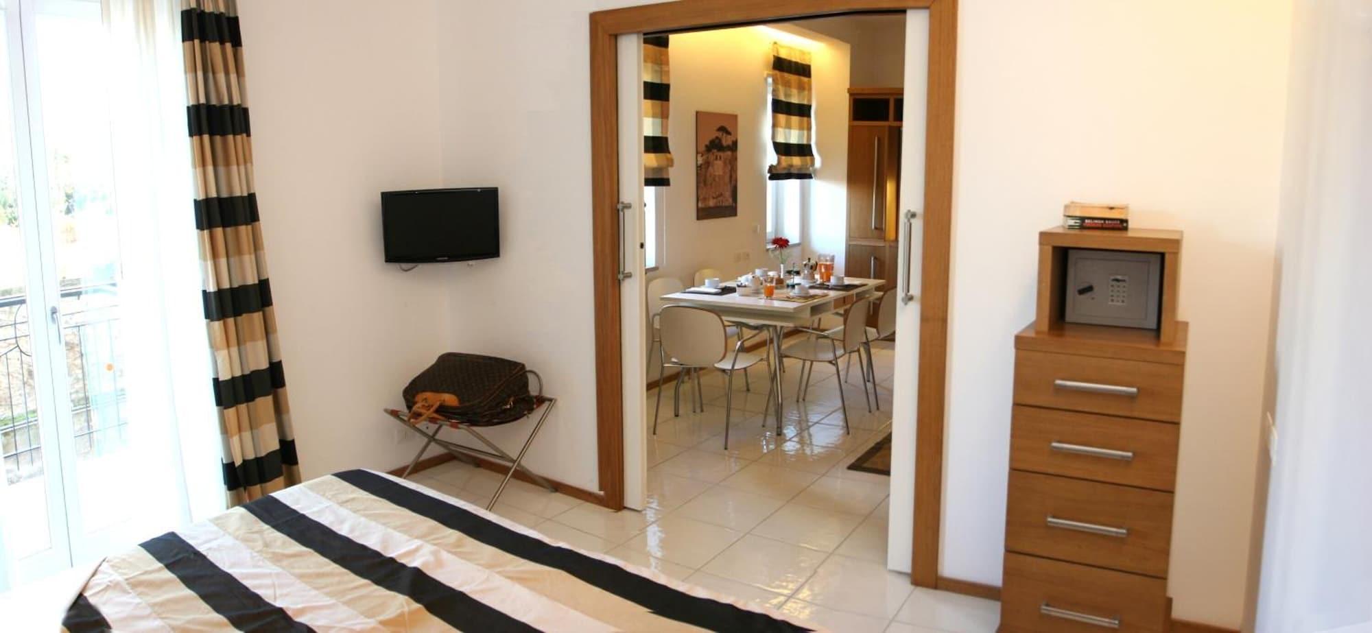 Rota Suites Sorrento Luaran gambar