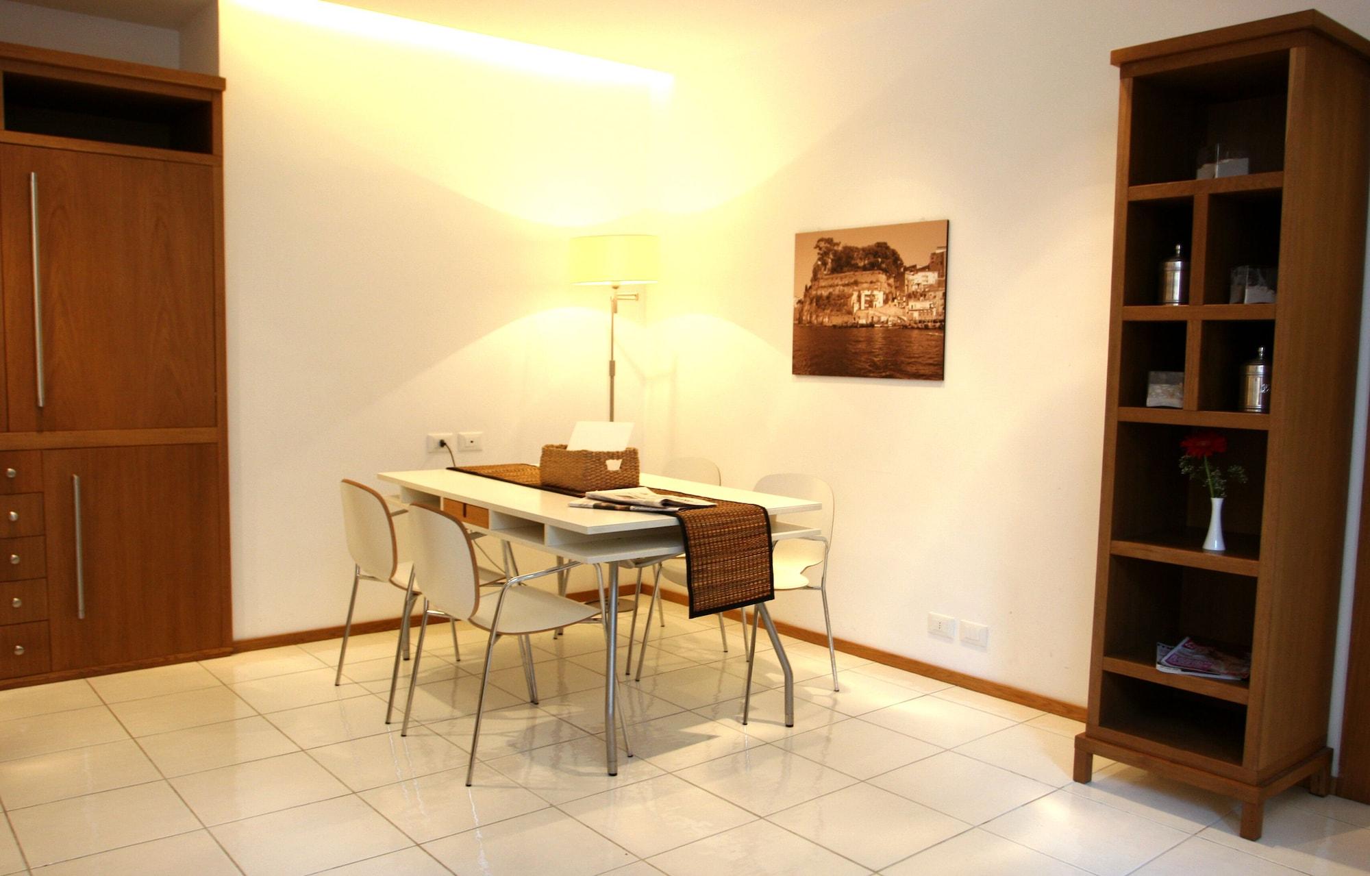 Rota Suites Sorrento Luaran gambar