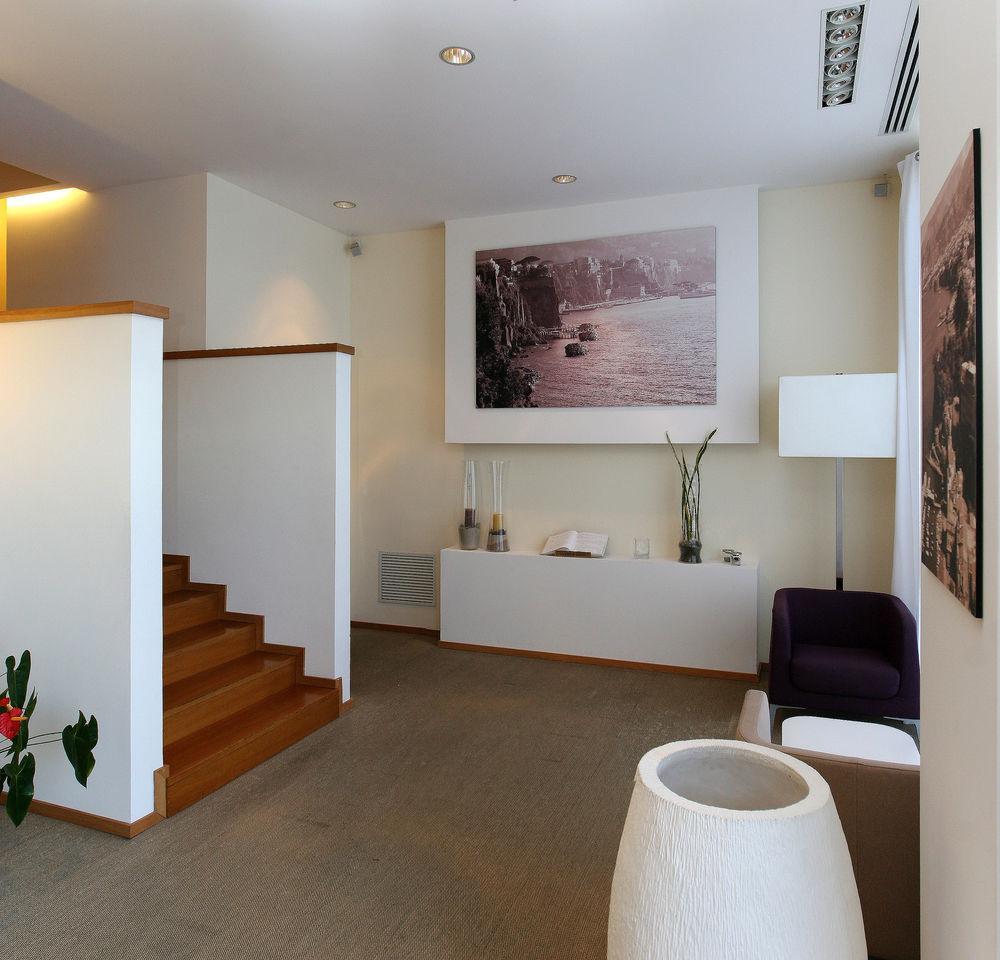 Rota Suites Sorrento Luaran gambar